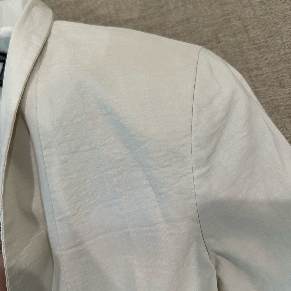 Eileen Fisher Cream Blazer Modern Tailored Design - Picture 8 of 8